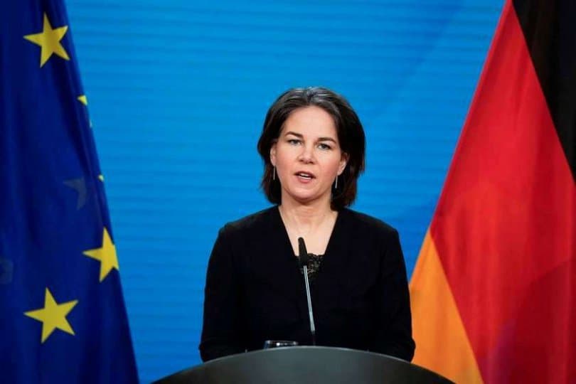 Impossible to accept new NATO members who are at war – German FM