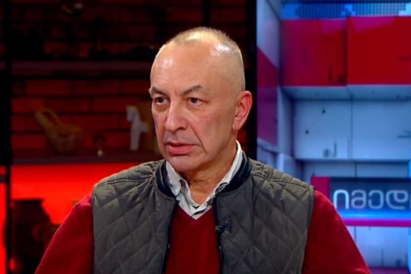 დავით მაღრაძე – დასავლეთი თანდათან ეგუება იმ აზრს, რომ მეორე ფრონტის გახსნაზე საქართველოს უარი და ზომიერი პოზიცია ქვეყანაში სიტუაციის არევას არ ექვემდებარება