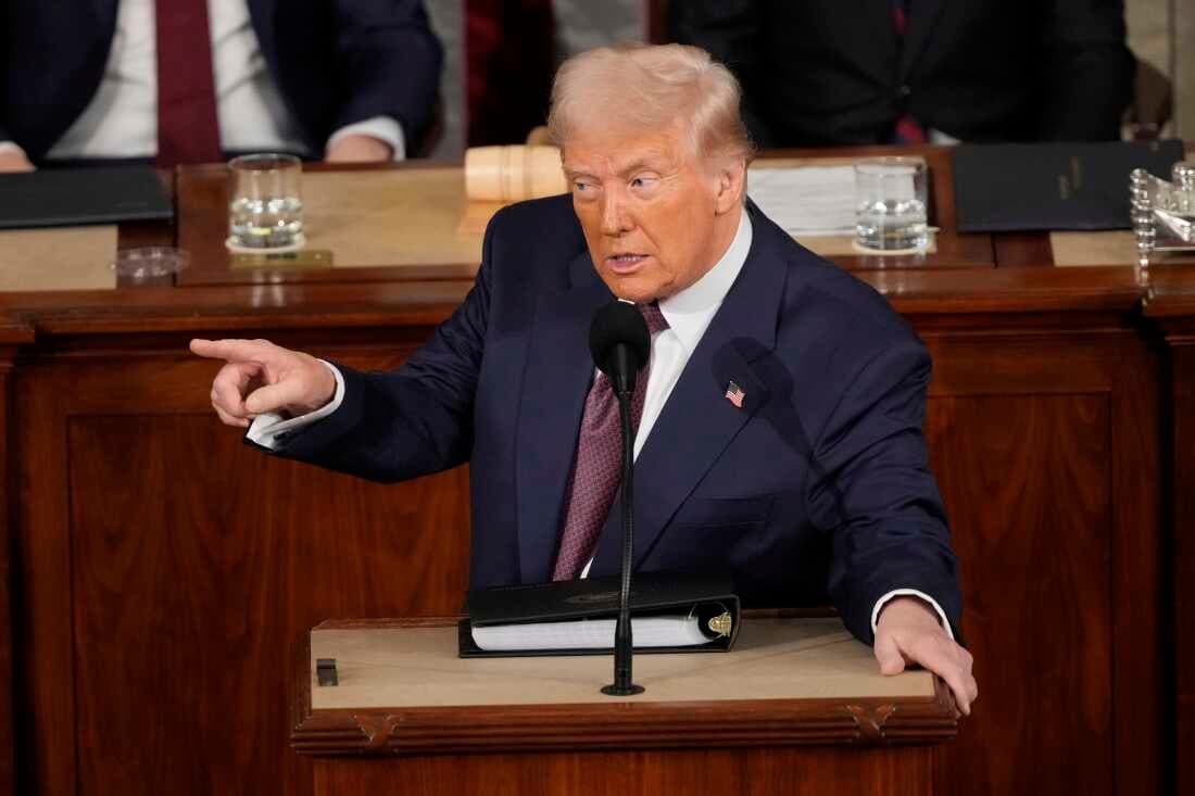 Trump calls on Putin and Zelenskyy to ‘get this war ended,’ pushes for 30-day ceasefire