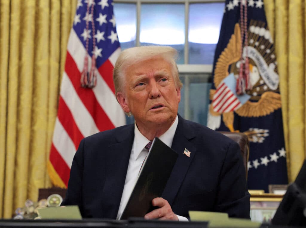 Trump reportedly weighing billions in new military aid to Ukraine